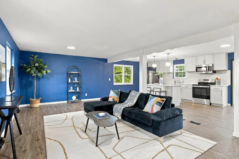 5741 Nickview Drive Green, OH 45247