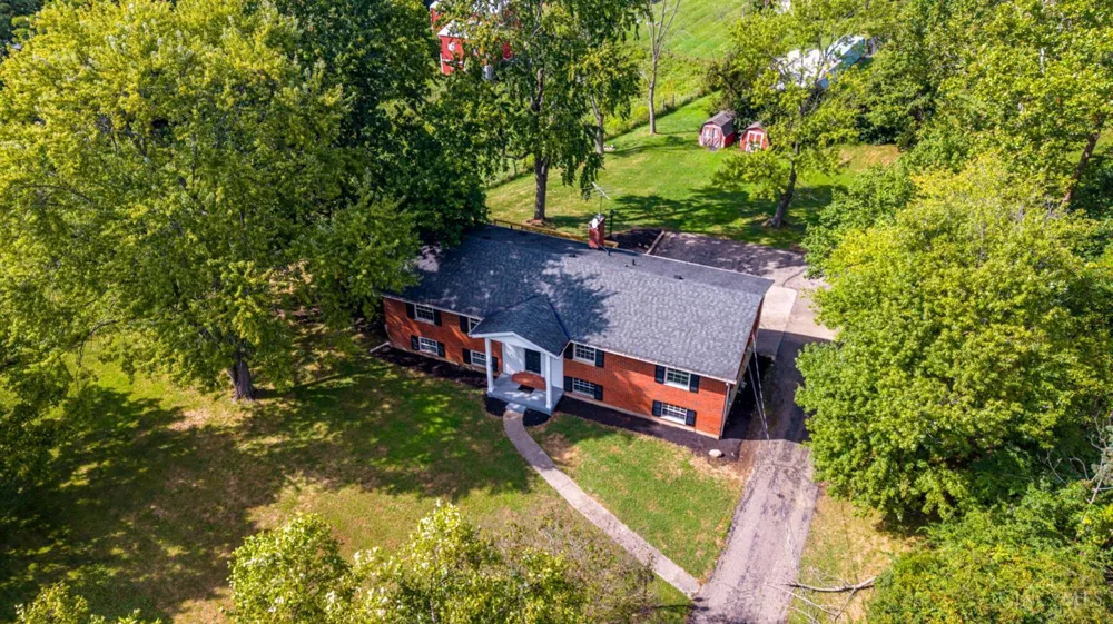 5741 Nickview Drive Green, OH 45247