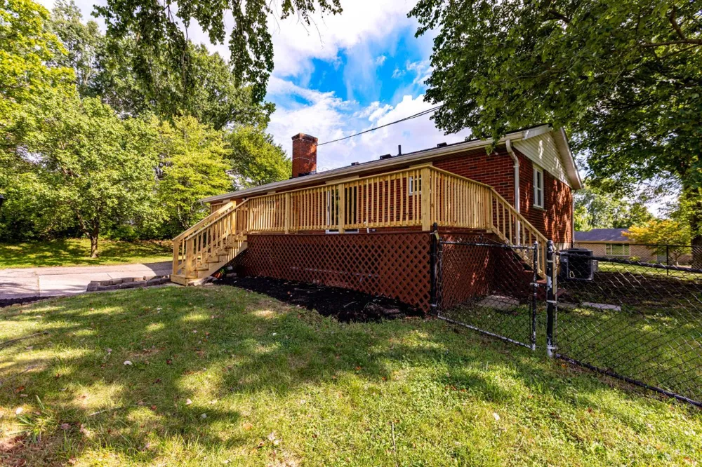 5741 Nickview Drive Green, OH 45247