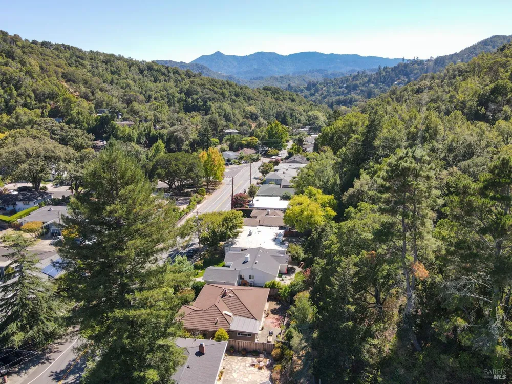 275 Oak Manor Drive Fairfax, CA 94930