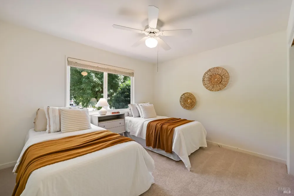 275 Oak Manor Drive Fairfax, CA 94930