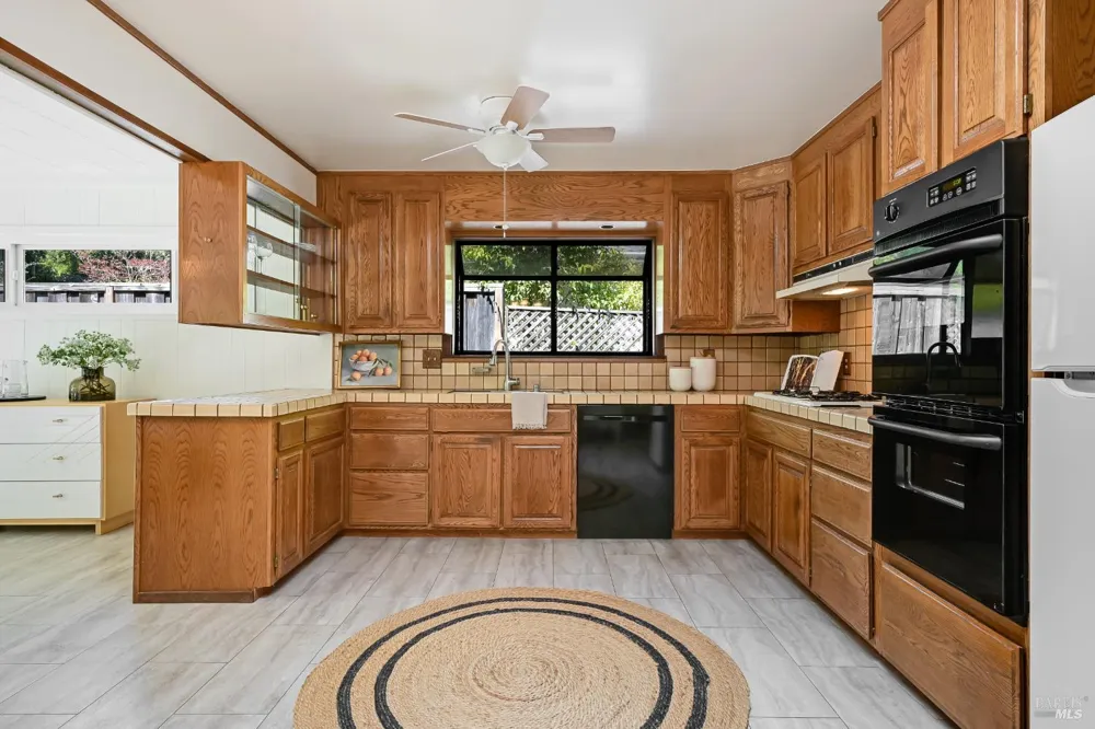 275 Oak Manor Drive Fairfax, CA 94930