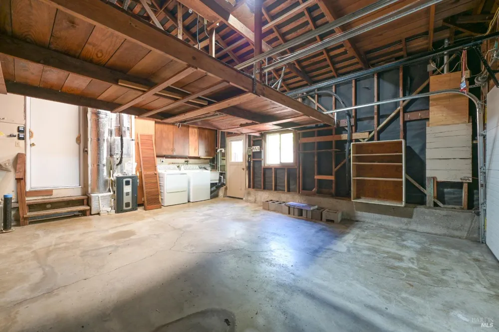 275 Oak Manor Drive Fairfax, CA 94930