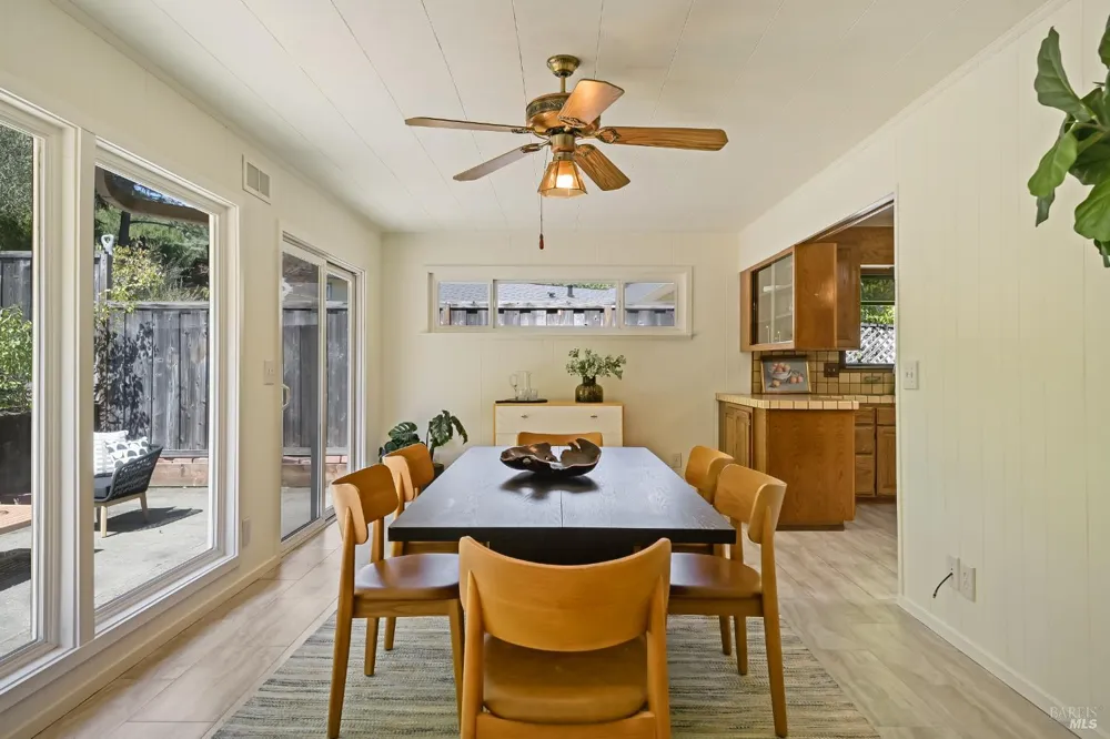 275 Oak Manor Drive Fairfax, CA 94930
