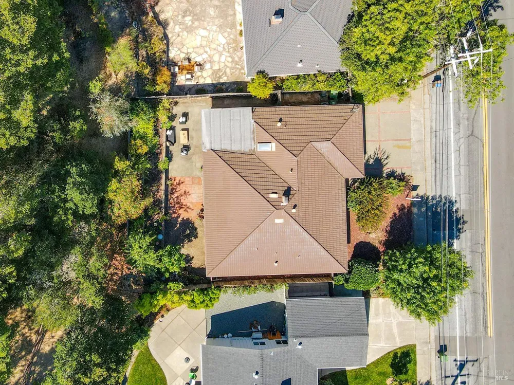 275 Oak Manor Drive Fairfax, CA 94930