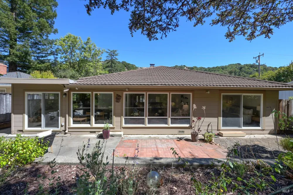 275 Oak Manor Drive Fairfax, CA 94930
