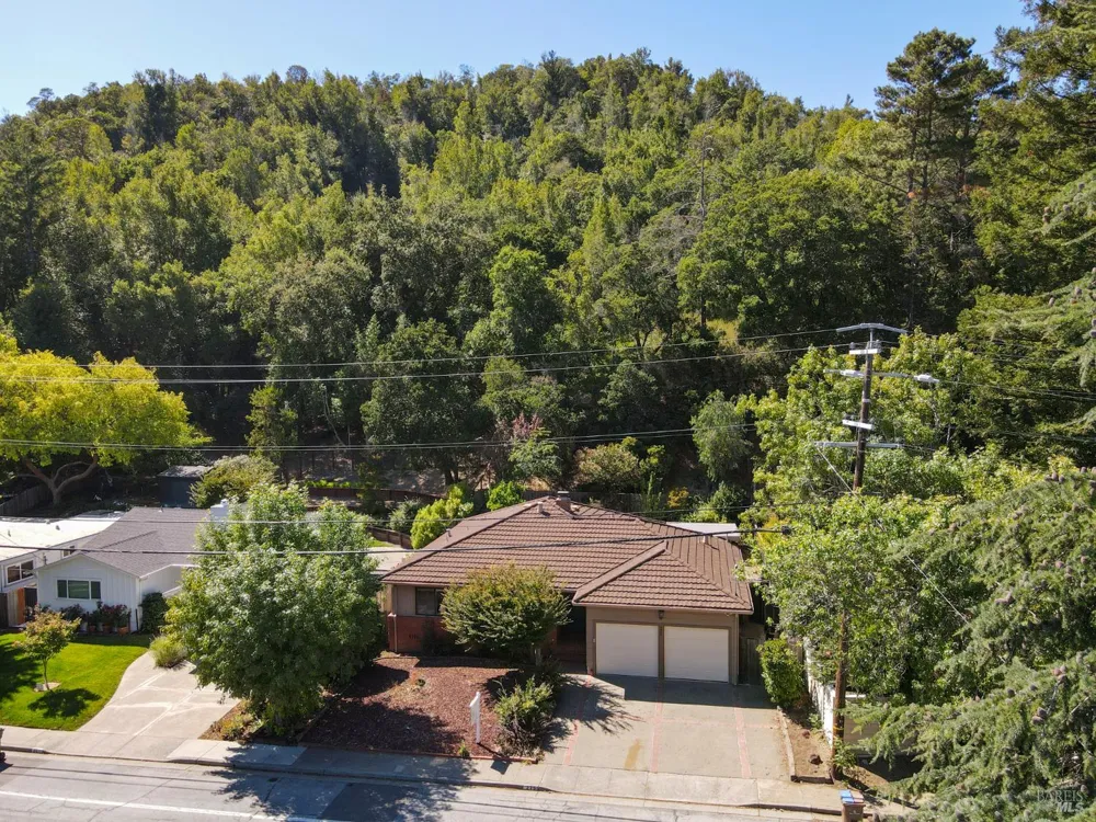 275 Oak Manor Drive Fairfax, CA 94930