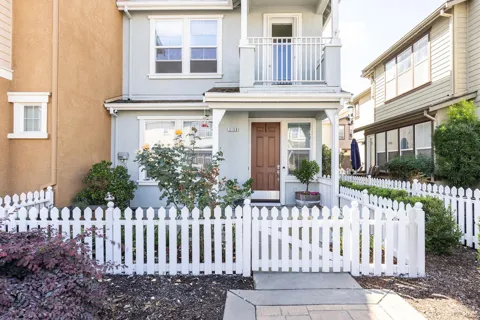 2150 Unbridled Court