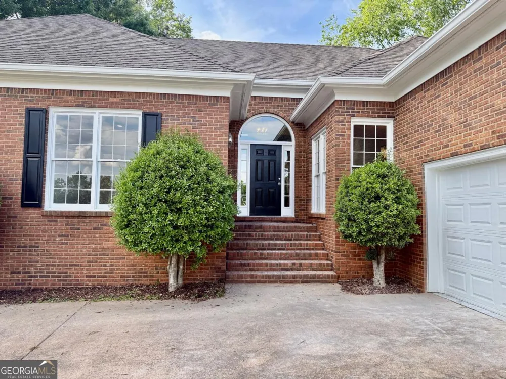 3607 Hampstead LN NE Roswell, GA 30075
