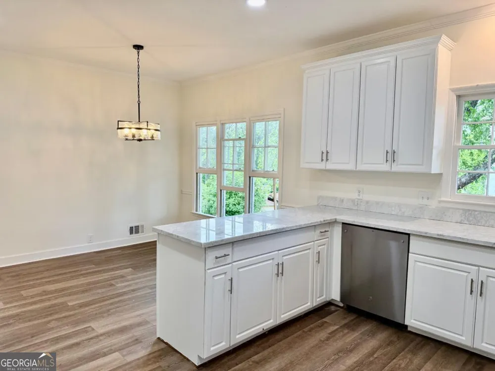 3607 Hampstead LN NE Roswell, GA 30075