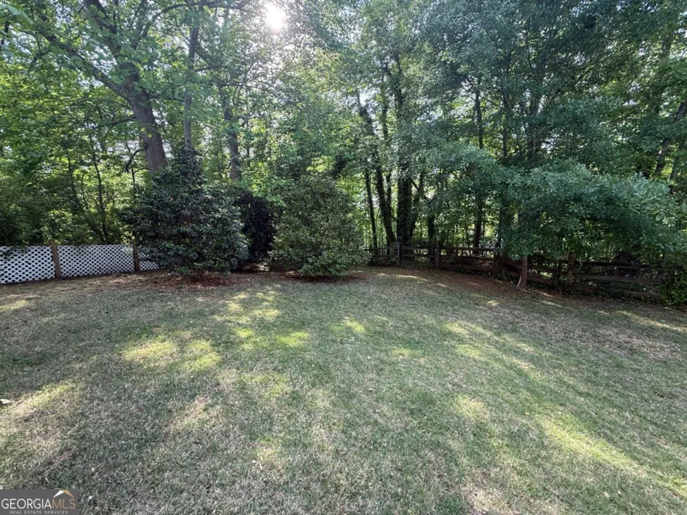 3607 Hampstead LN NE Roswell, GA 30075