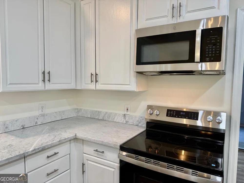 3607 Hampstead LN NE Roswell, GA 30075
