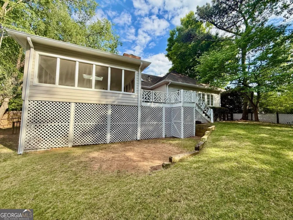 3607 Hampstead LN NE Roswell, GA 30075