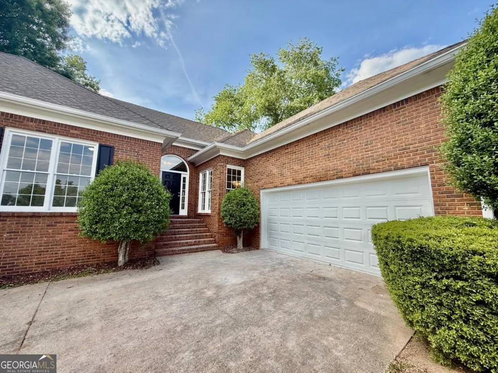 3607 Hampstead LN NE Roswell, GA 30075
