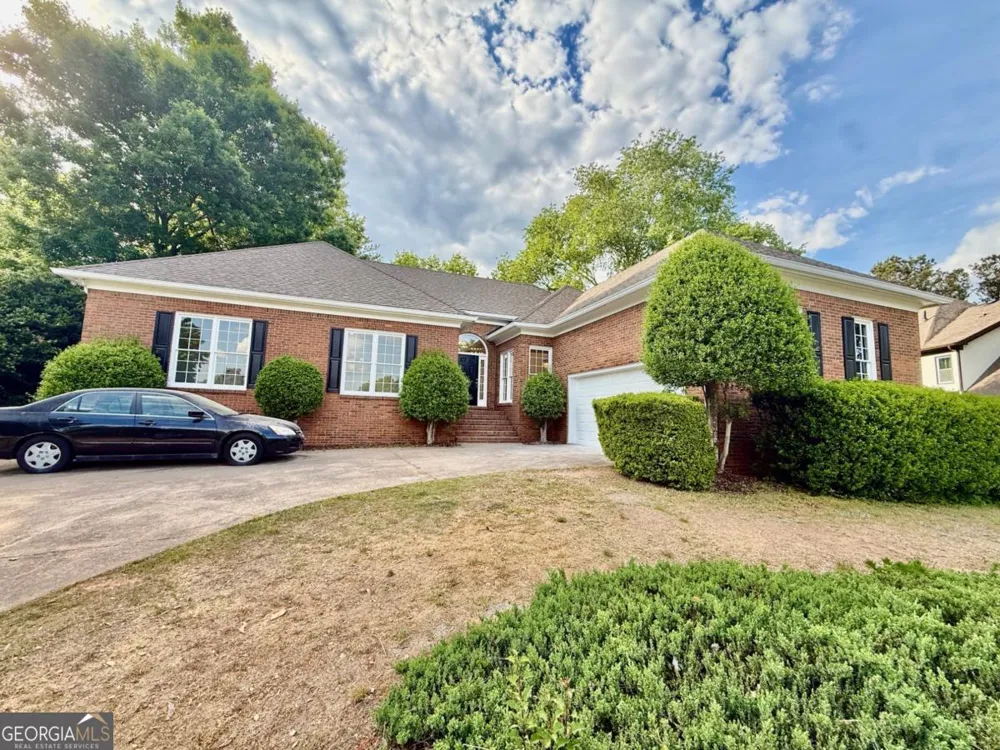 3607 Hampstead LN NE Roswell, GA 30075