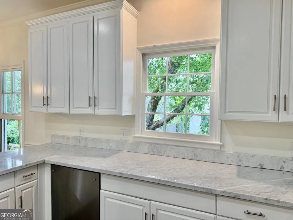 3607 Hampstead LN NE Roswell, GA 30075