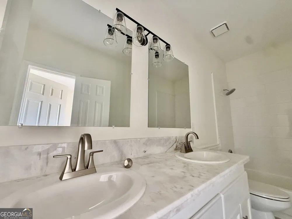 3607 Hampstead LN NE Roswell, GA 30075