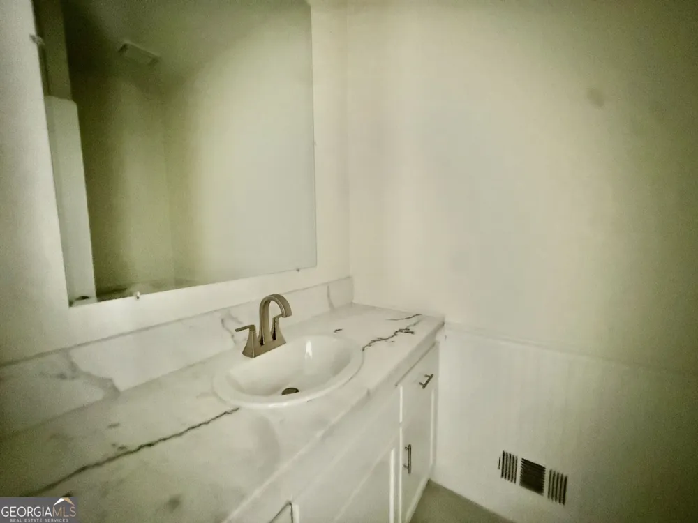 3607 Hampstead LN NE Roswell, GA 30075