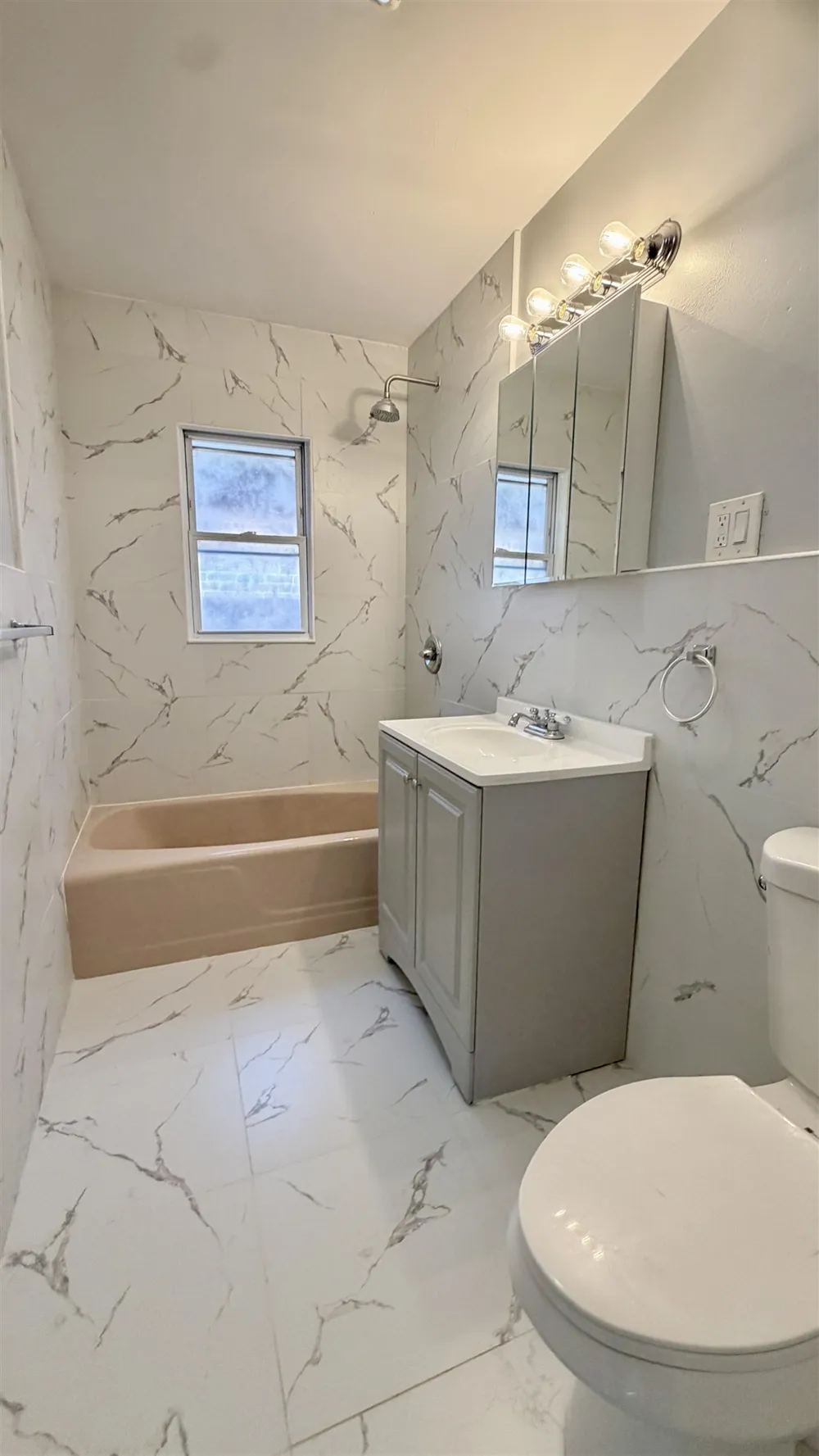 155 WEST 30TH ST Bayonne, NJ 07002