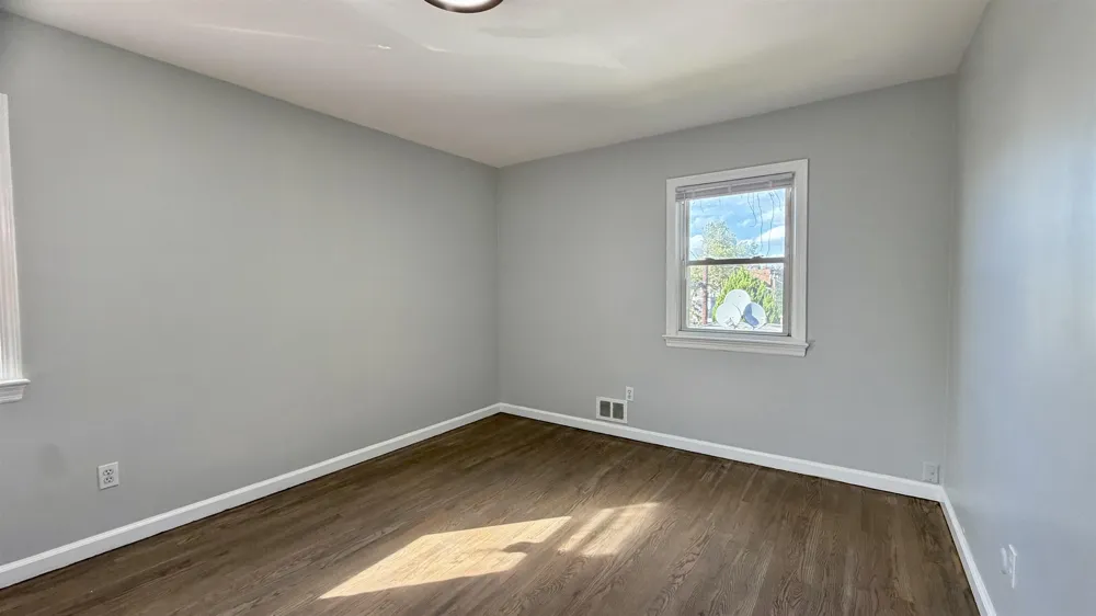 155 WEST 30TH ST Bayonne, NJ 07002