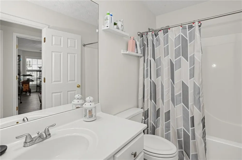 5764 Dexters Mill Place Buford, GA 30518