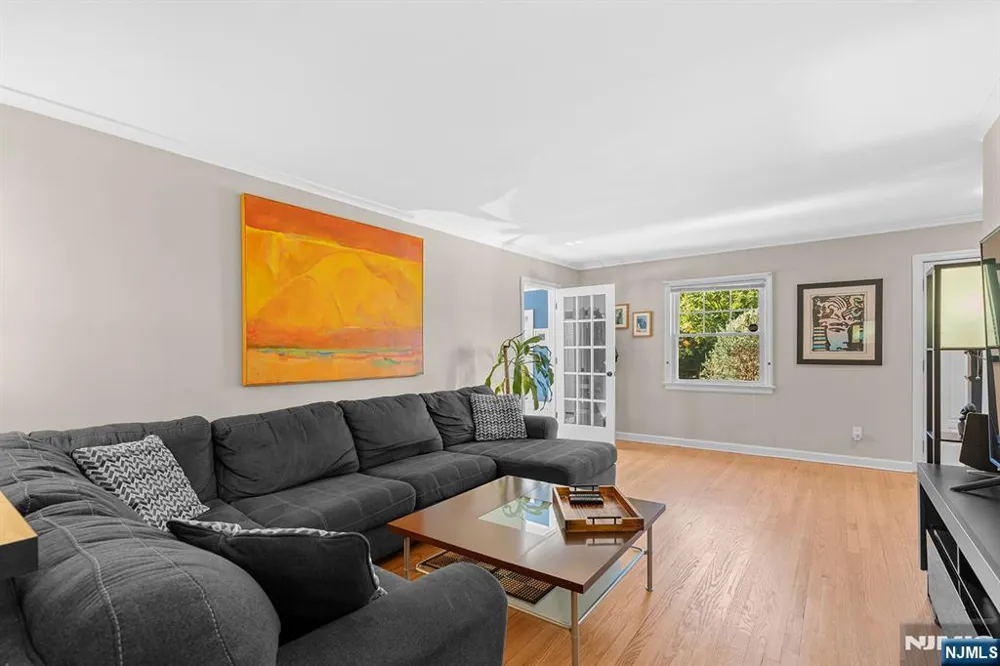 164 Kensington Road River Edge, NJ 07661