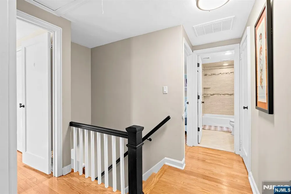 164 Kensington Road River Edge, NJ 07661