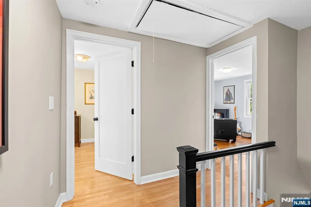 164 Kensington Road River Edge, NJ 07661