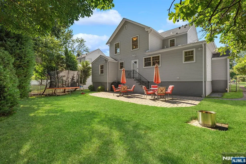 164 Kensington Road River Edge, NJ 07661