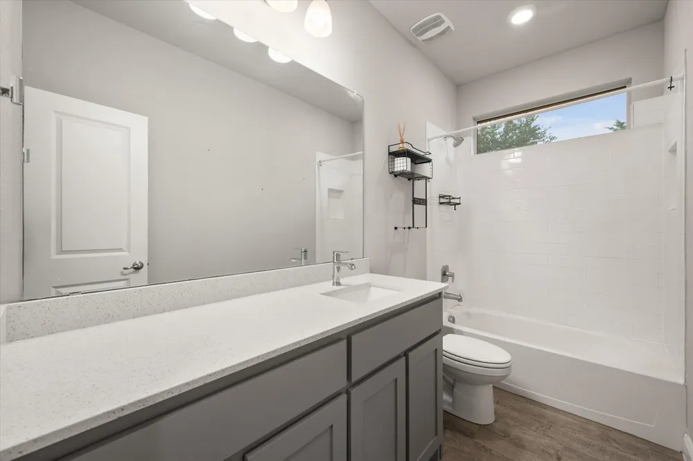 2512 Clayton Street Glenn Heights, TX 75154