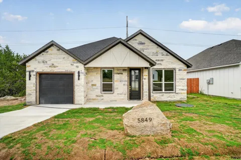 5849 Black Pine Circle