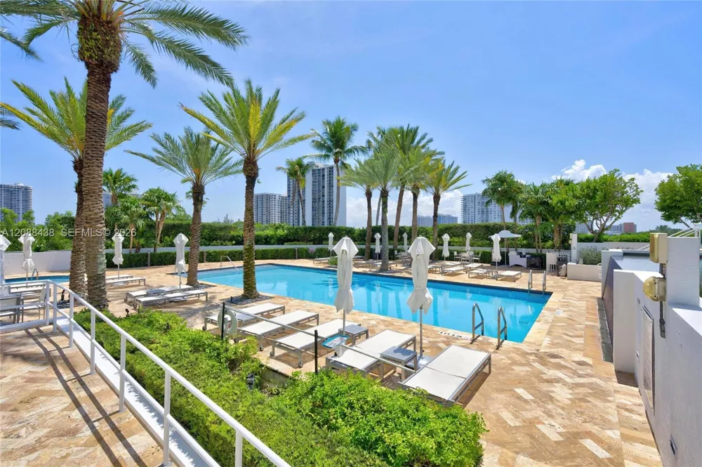 3301 NE 183rd St #3009 Aventura, FL 33160
