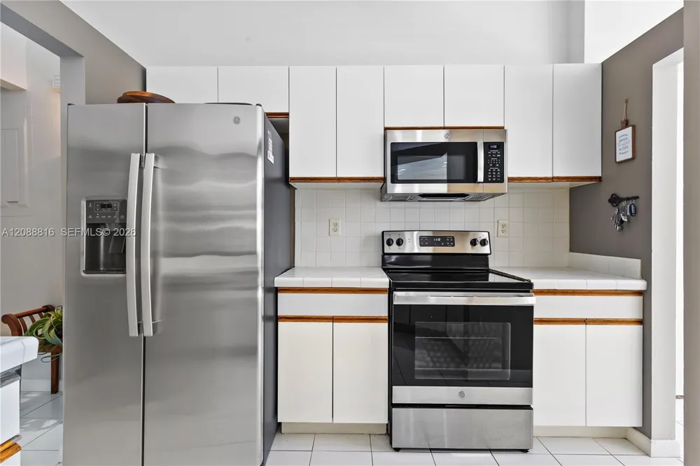 4501 NW 102nd Ct Doral, FL 33178