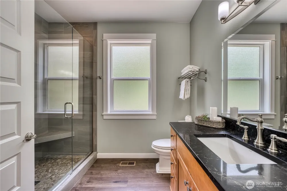 3905 Wollochet Drive NW Gig Harbor, WA 98335