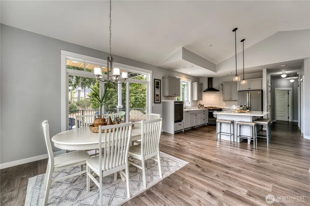 3905 Wollochet Drive NW Gig Harbor, WA 98335