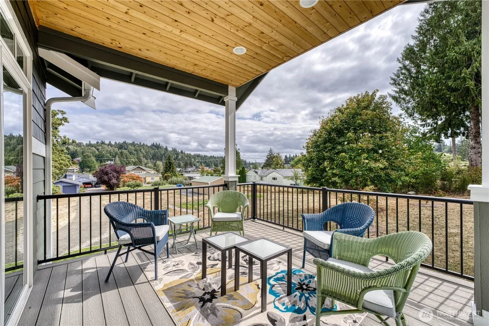3905 Wollochet Drive NW Gig Harbor, WA 98335