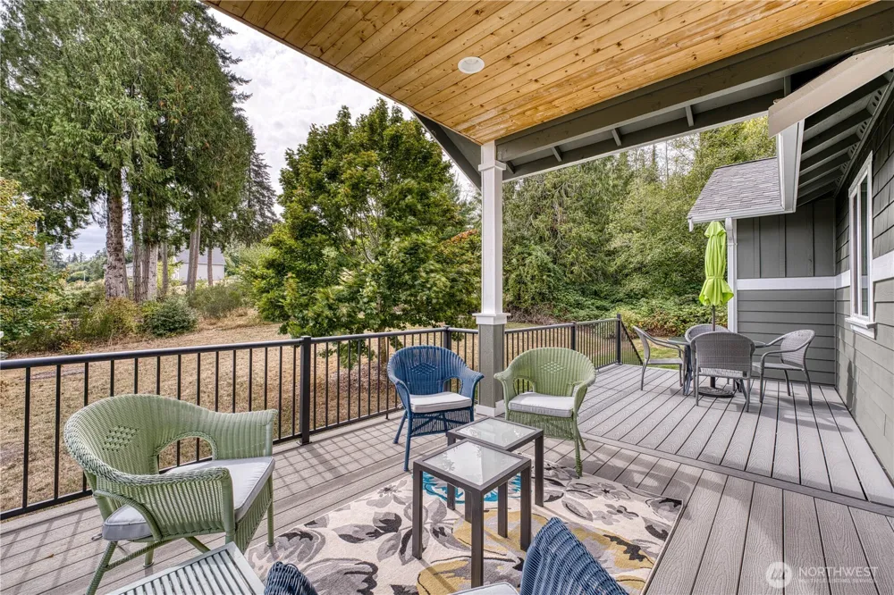 3905 Wollochet Drive NW Gig Harbor, WA 98335