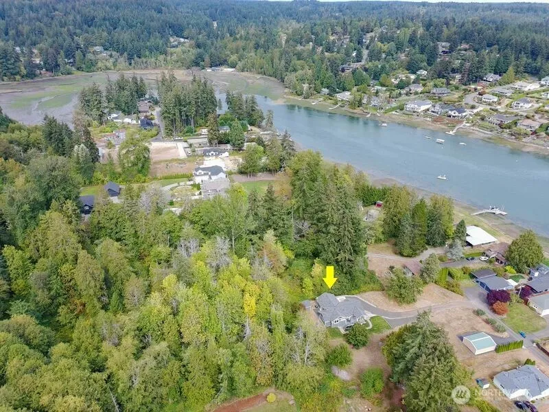 3905 Wollochet Drive NW Gig Harbor, WA 98335