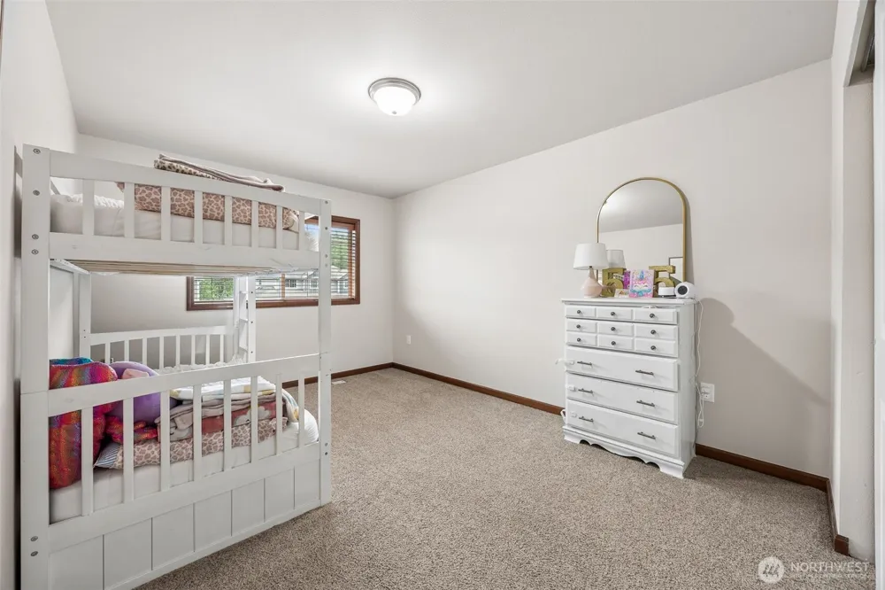 1519 Daffodil Avenue NE Orting, WA 98360