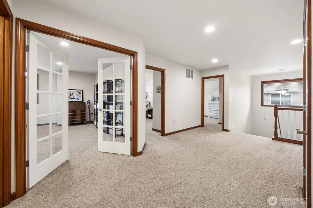 1519 Daffodil Avenue NE Orting, WA 98360