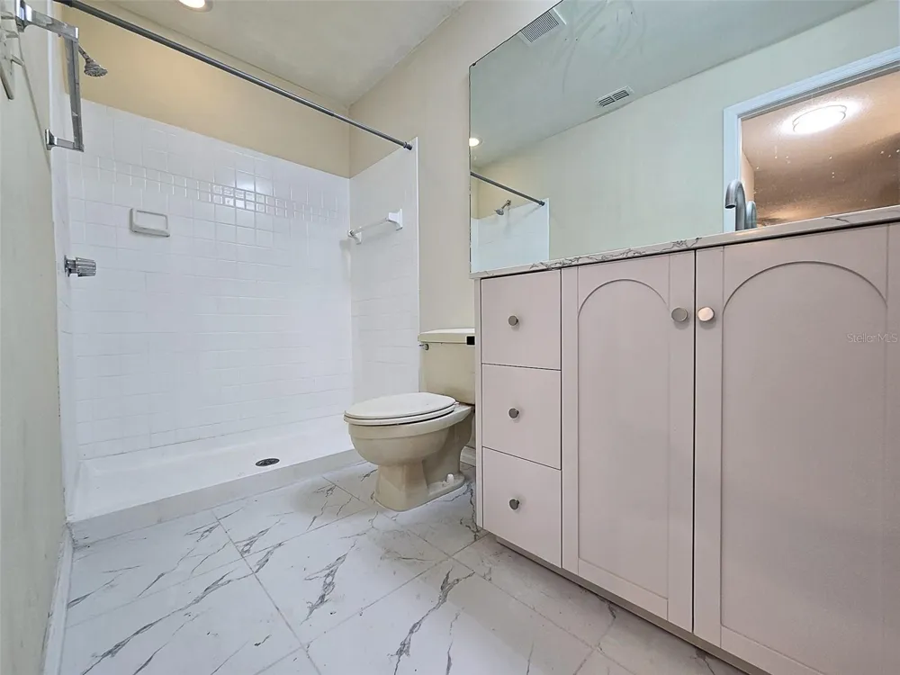 8105 OLYMPIA CT Longwood, FL 32779