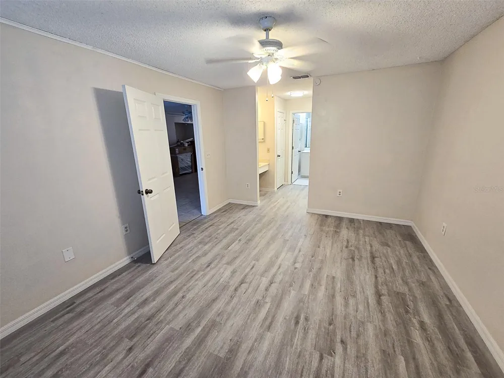 8105 OLYMPIA CT Longwood, FL 32779