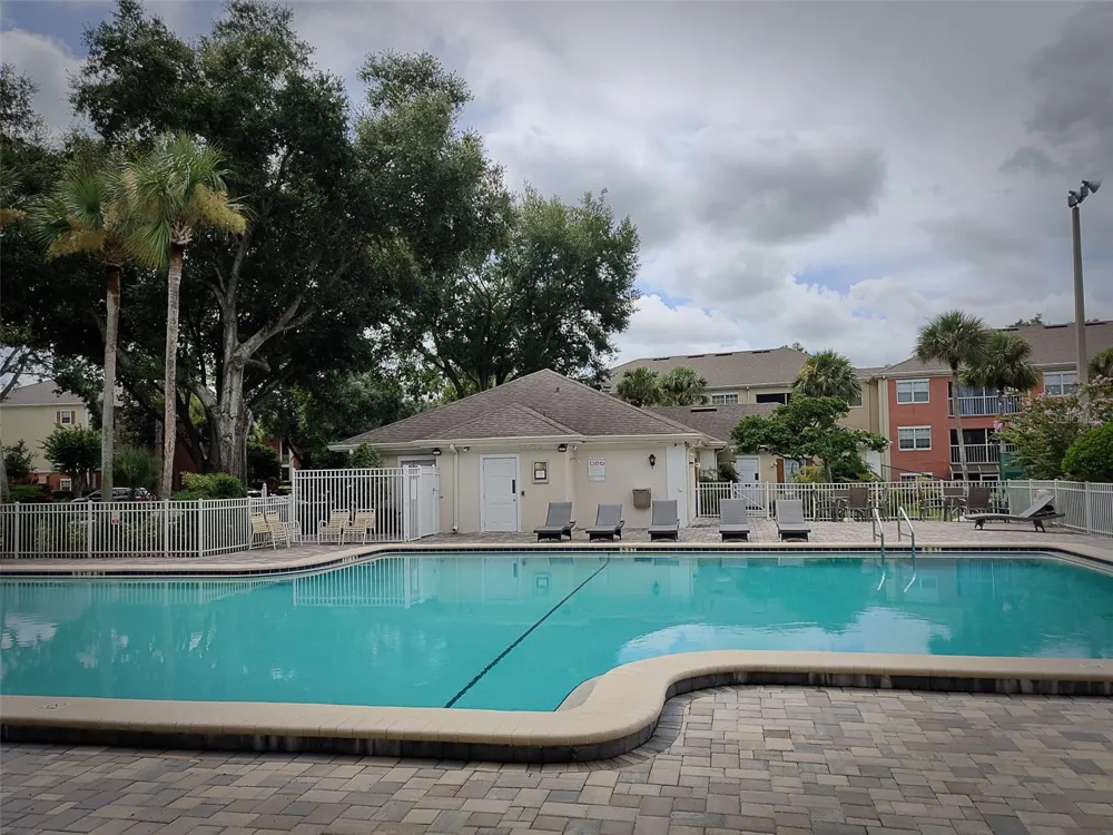8105 OLYMPIA CT Longwood, FL 32779