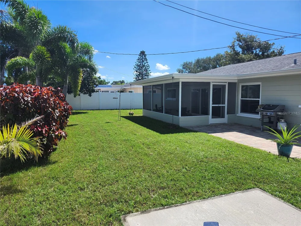 11497 63RD AVENUE Seminole, FL 33772