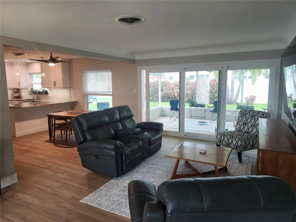 11497 63RD AVENUE Seminole, FL 33772