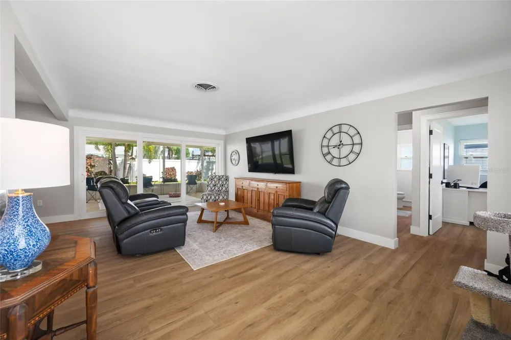 11497 63RD AVENUE Seminole, FL 33772