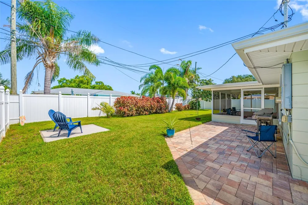 11497 63RD AVENUE Seminole, FL 33772
