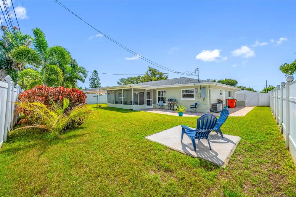 11497 63RD AVENUE Seminole, FL 33772