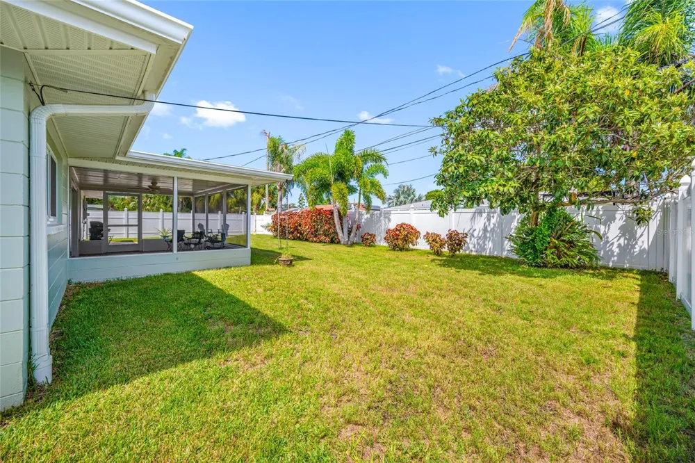 11497 63RD AVENUE Seminole, FL 33772