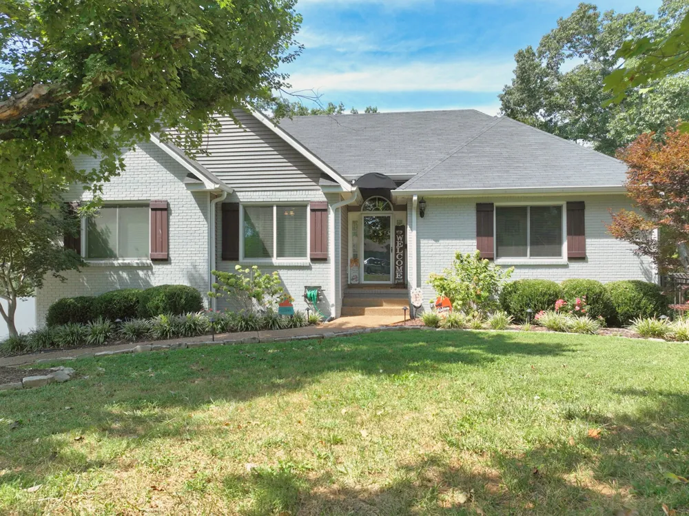 307 Dorris Ct Hendersonville, TN 37075
